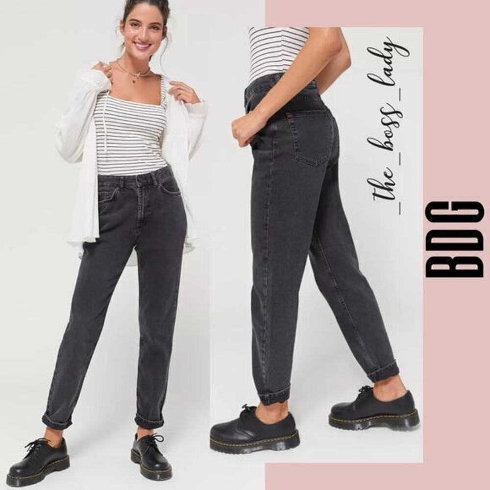 Urban Outfitter BDG jeans high rise Mom jean denim pants